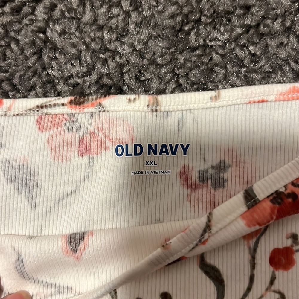 NWT Cropped Rib Tank - Picture 2 of 3